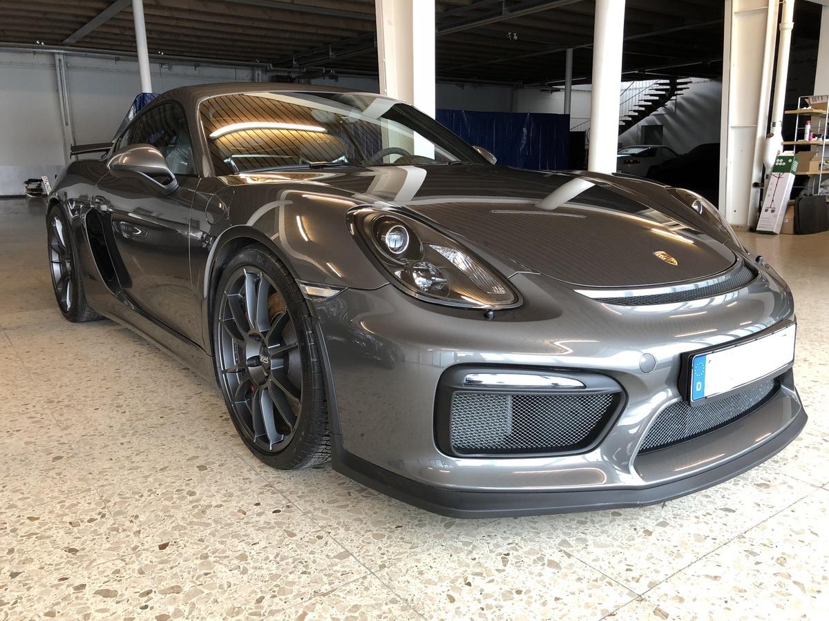 Porsche GT 4