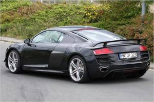 R8 GT Heckflügel.jpeg