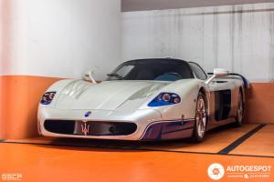 maserati-mc12-c653521042019180254_1.jpg