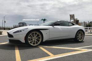 aston-martin-db11-on-hre-p204_34824776135_o-1286x857.jpg