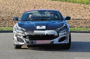 2021-ferrari-portofino-facelift-spy-shots--photo-credit-s-baldauf-sb-medien_100744241_h.jpg