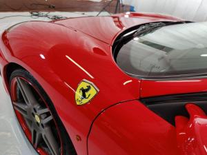 151732417_AufbereitungLackFerrari3.thumb.jpg.91914bfa06f5f1d34a206d16c569a068.jpg