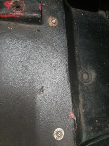 Boden Beifahrerseite 2.jpg