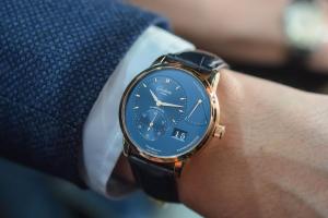 Glashutte-Original-PanoReserve-Blue-Dial-Red-Gold-4-1.jpeg