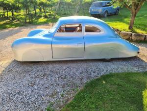 1939-porsche-ufo-type-64-tribute-61003e1509796.jpg