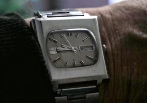 comp Seiko 5.jpg