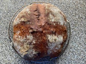 Brotbackstahl Schweizer Bauernbr.jpg