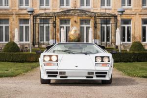 Lamborghini-Countach-5000-QV-Gold-02.thumb.jpg.c440bd95cc345a9e9e7cfa733b3d5db0.jpg
