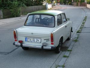 Trabant_Stasi.thumb.jpg.8d0e4c4f4165d90bd67af29dda7e47d4.jpg