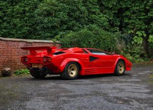 Countach-Red-08.thumb.jpg.d60776975fa9061bf5b091a912419af7.jpg