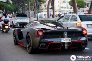 ferrari-laferrari-c511730102022155443_1.jpeg