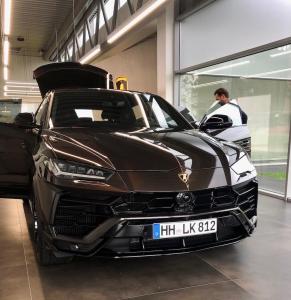 Urus3.jpg