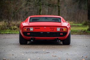 Miura-P400SV-Red_07.thumb.jpeg.14f617b2e28650e5ab1b5daeeea41575.jpeg