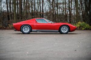 Miura-P400SV-Red_08.thumb.jpeg.b66f3e27474d9b8a60a36b1a964748c8.jpeg