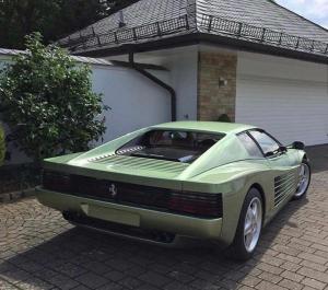 feast-your-eyes-on-a-rare-green-ferrari-testarossa-142366_1.jpg