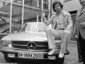 Gerd Müller Mercedes-Benz 450 SLC 1974.jpg