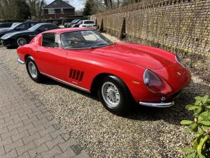 275GTB(2).thumb.JPG.f6eea06e8ba3d92d12c2d051c277920c.JPG
