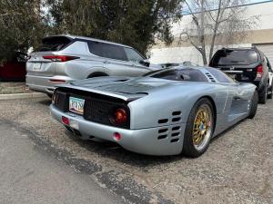 Groß (the-commendator-112i-v0-i1mdhipsounc1).jpg