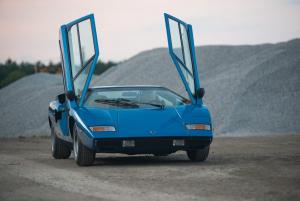 Lamborghini-Countach-LP-400-03.thumb.jpeg.4f115a3f37614e6035efd447ed0a528b.jpeg