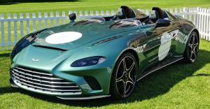 Aston_Martin_V12_Speedster.jpg