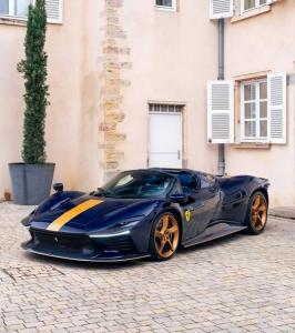 Ferrari Daytona SP3.jpg