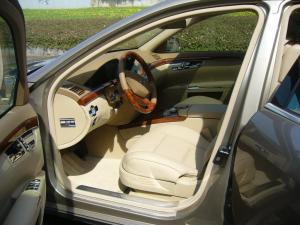Mercedes-BenzS500LW221021.thumb.jpg.80ea1bea3237d1faf5b6775ed714121a.jpg