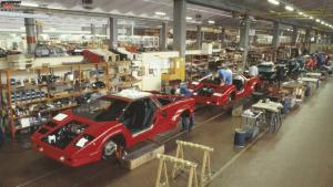 Countach-Linie-08.thumb.jpg.e074b4450edb97f4f5d701e7b3918f20.jpg