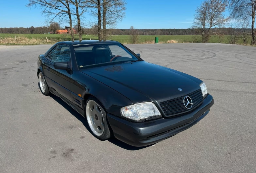 Mehr Informationen zu "Ludenbude Mercedes Benz SL500 R129 als Bastlerfahrzeug"