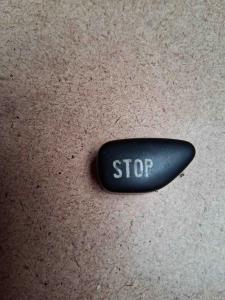 Stoptaste vorne.jpg