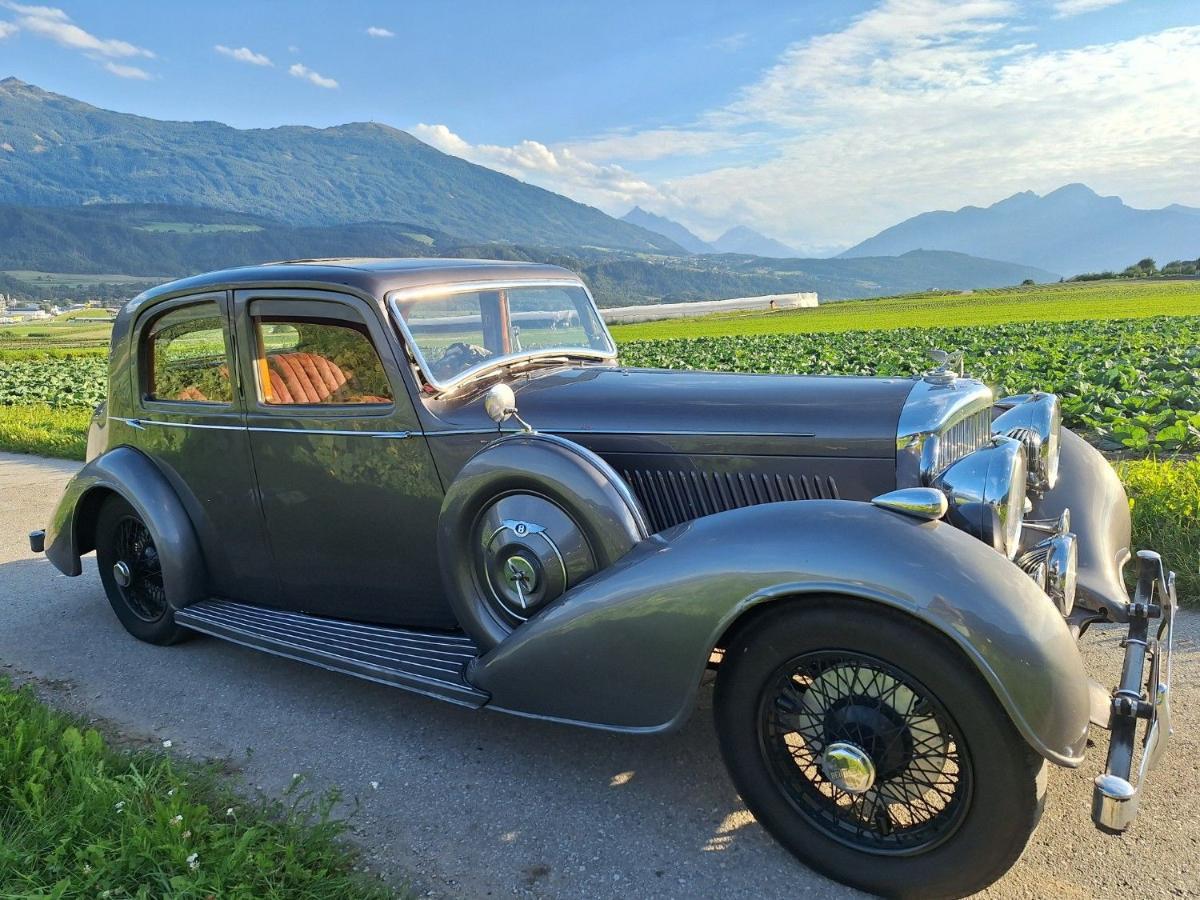 1939 Bentley 4 1/4 Derby Sports Saloon
