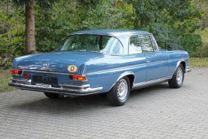Mercedes-Benz280SEW111Blau903.thumb.jpeg.11e31151dd561fb01e16351d9d5aabde.jpeg