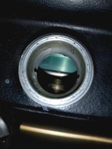 F 360 Kühlflüssigkeitsbehälter.jpg