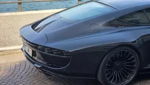 brabus-bodo-1-of-77-v0-h8qq99t0y12h1.jpg.thumb.webp.78c111c5692c0d3dd7dfa0582a3f8f13.webp