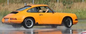 lry-911.thumb.jpg.ae8f5faa5b83243bf0d0f5868009303d.jpg