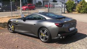 Ferrari_1.jpg